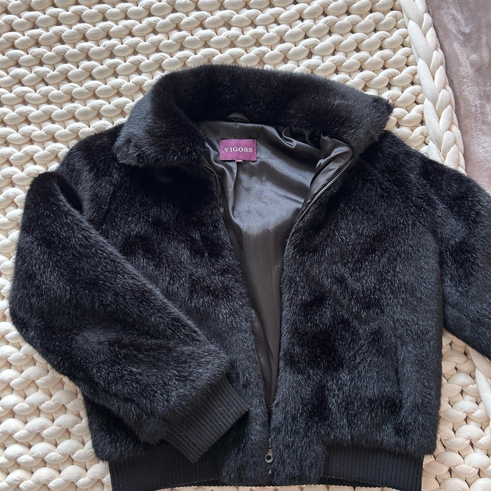 Vigoss Women's Black Faux Fur Jacket